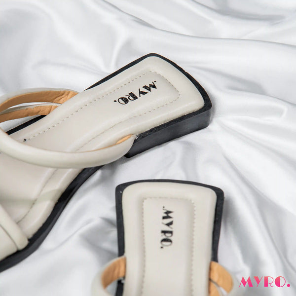 Isha Flat