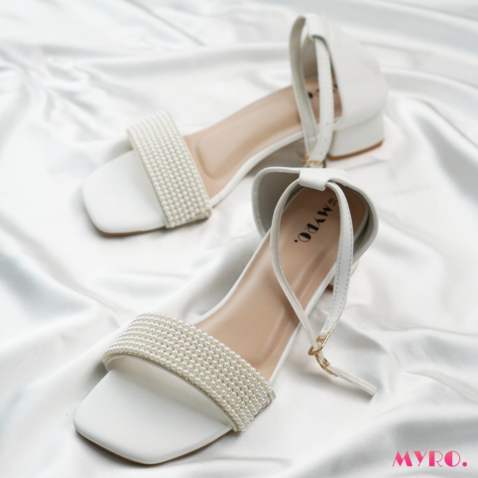 Alvia Black Heel - MYRO