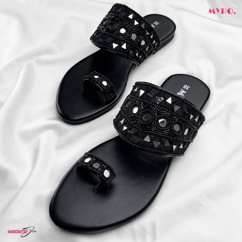 Anzara Zardosi Chappal - MYRO
