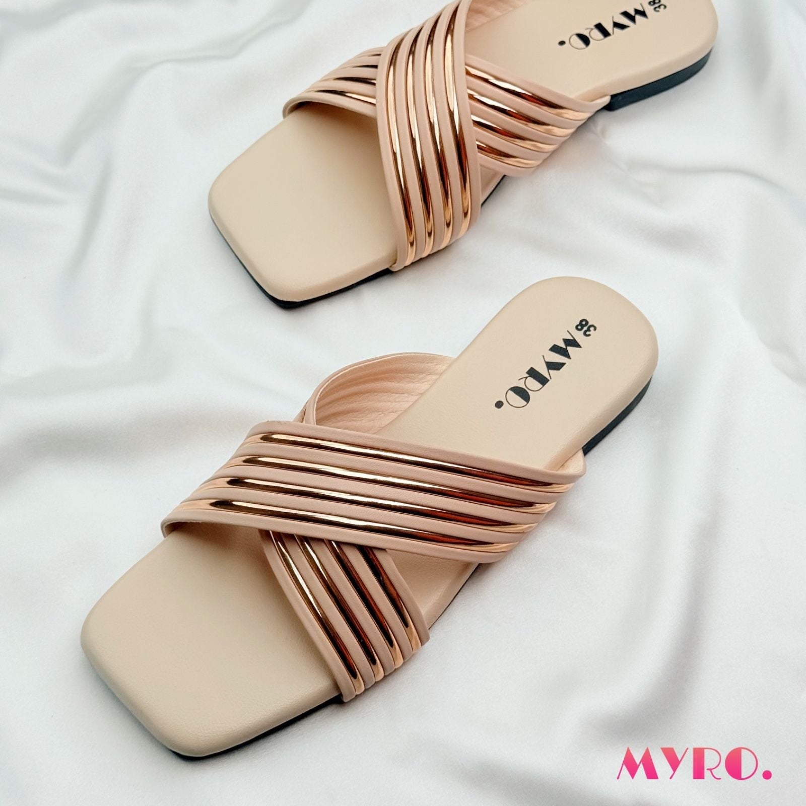 Cross Cream Glitter Slide - MYRO