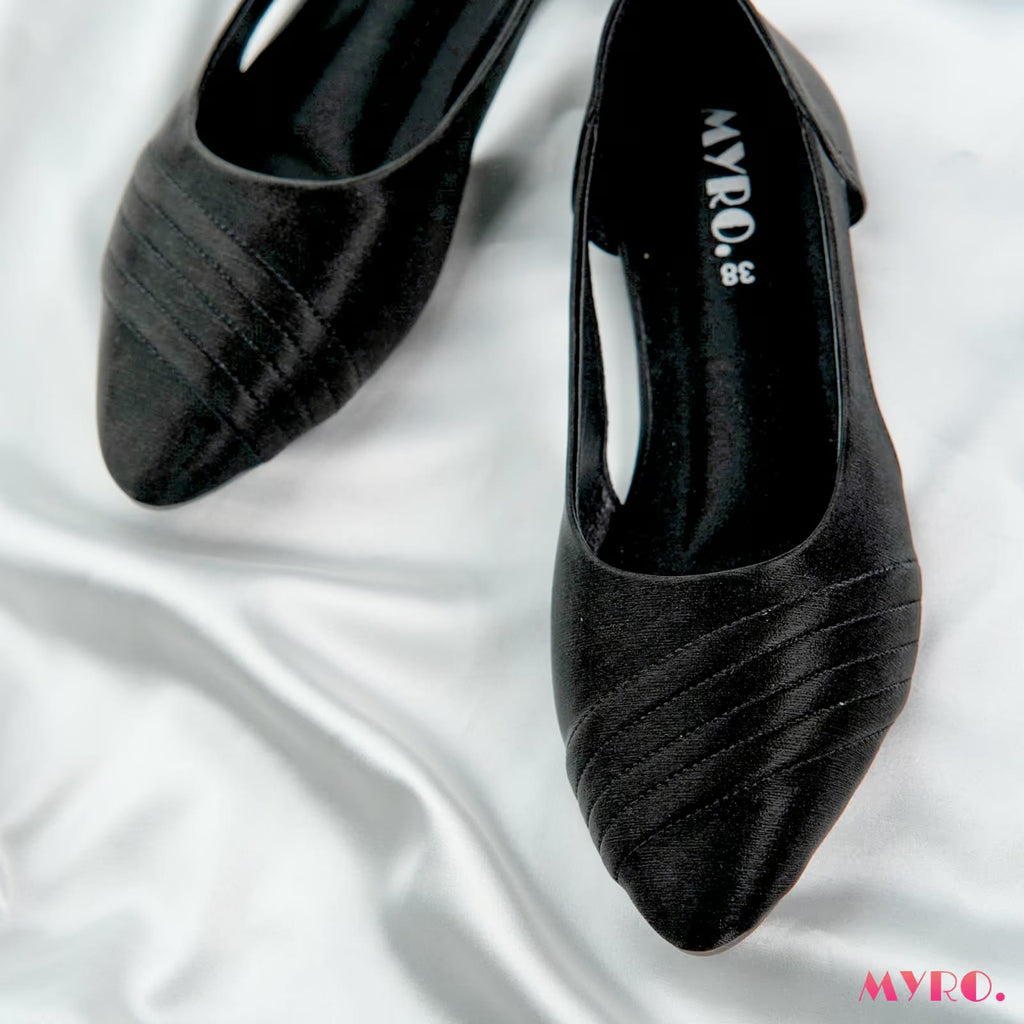 Fuze Black Mules - MYRO