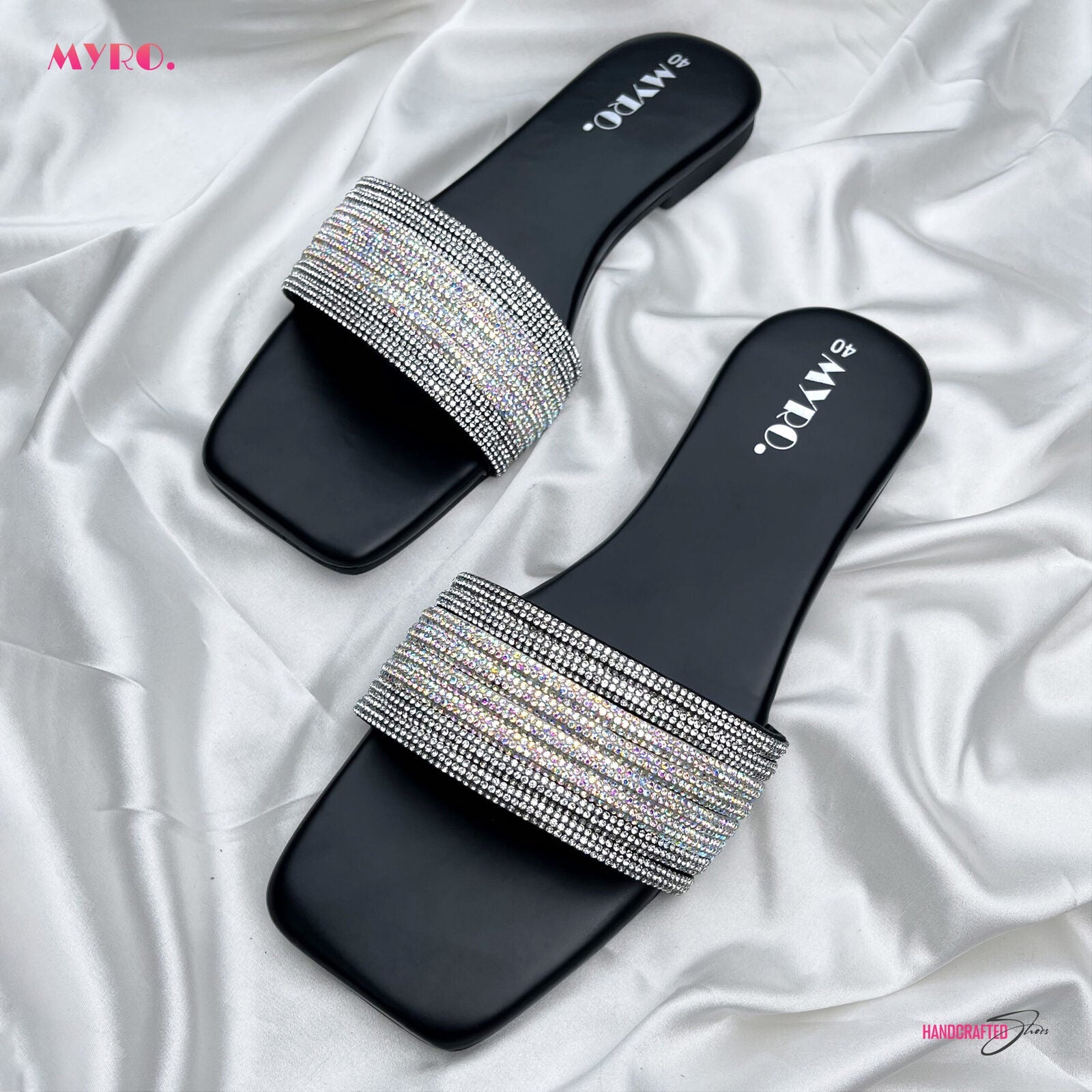 Gwen Black Slide - MYRO