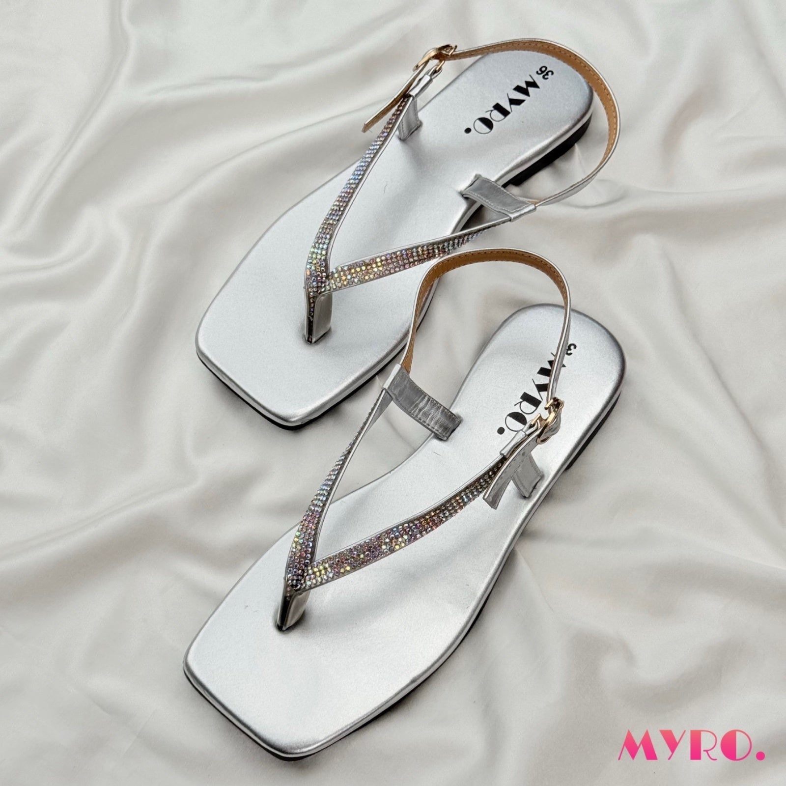 Lara Silver Flat - MYRO