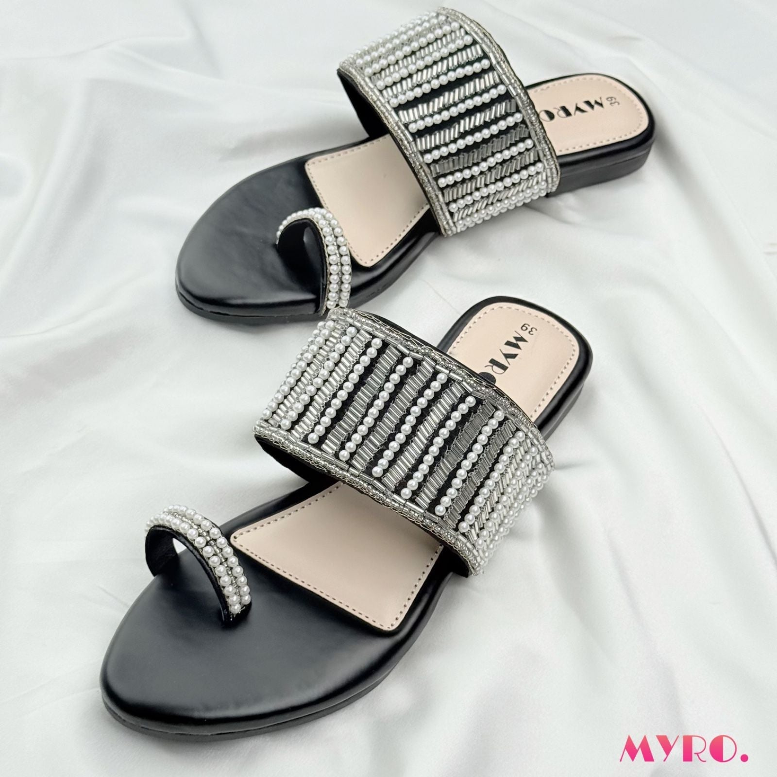 Mehfil Zardosi Chappal - MYRO
