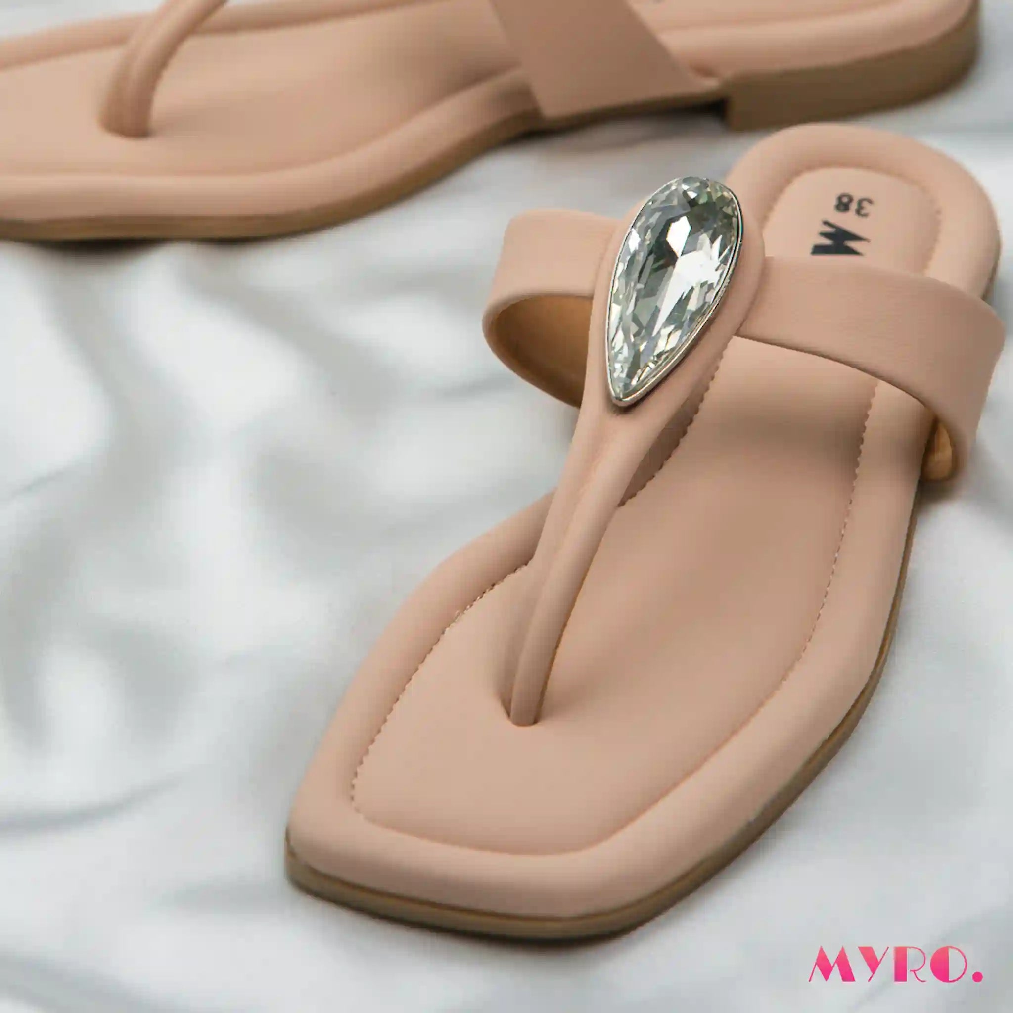 Mila Nude Flat - MYRO