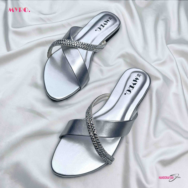 Myro Silver Fuschia Flat - MYRO