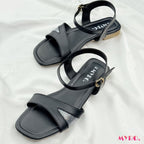 Nisa Black Flat - MYRO