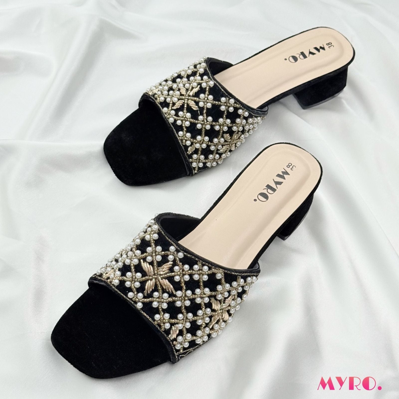 Nuhari White Heel - MYRO