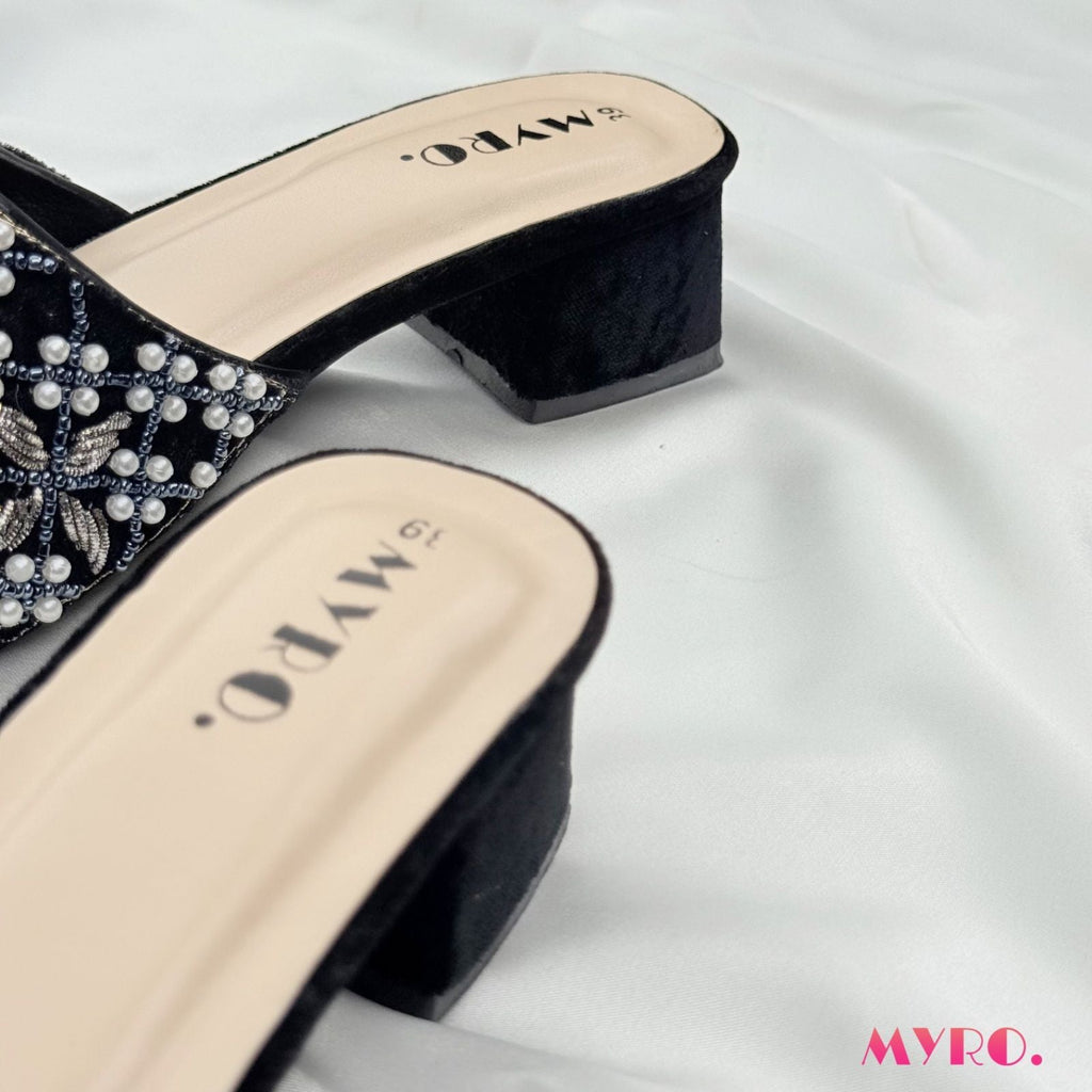 Nuhari White Heel - MYRO