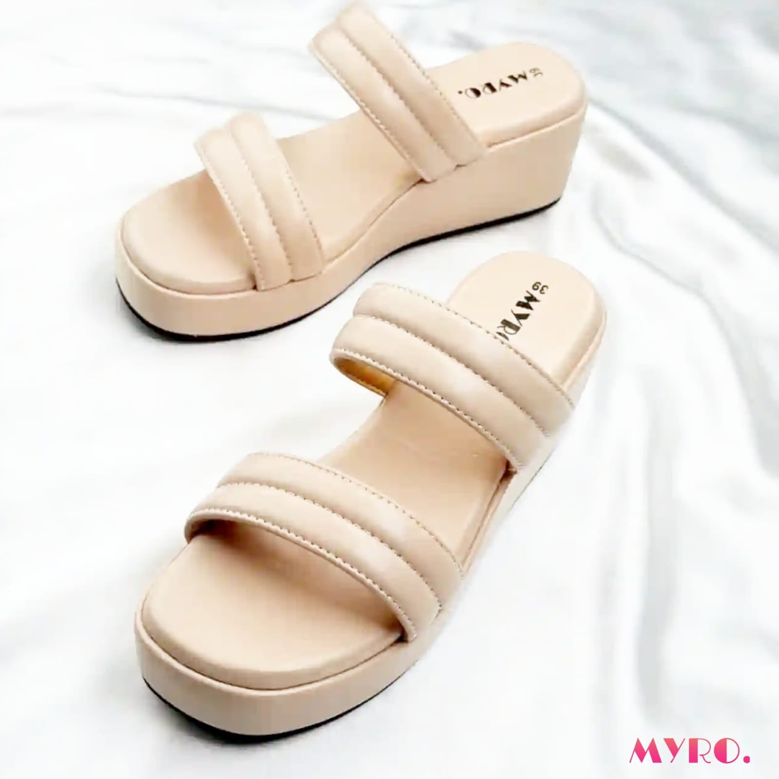 Nuvia Cream Boston Heel - MYRO