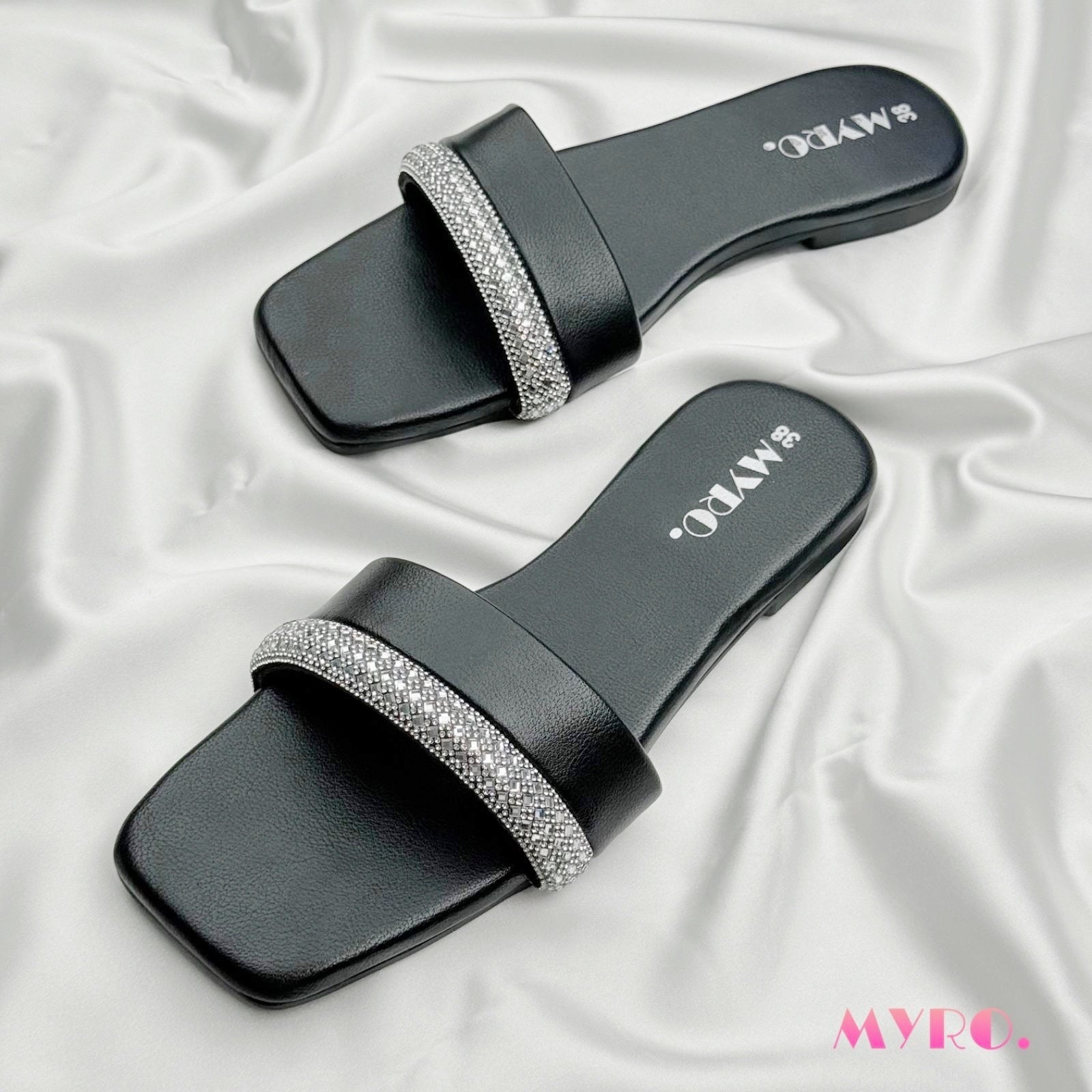 Orlia Black Slide - MYRO