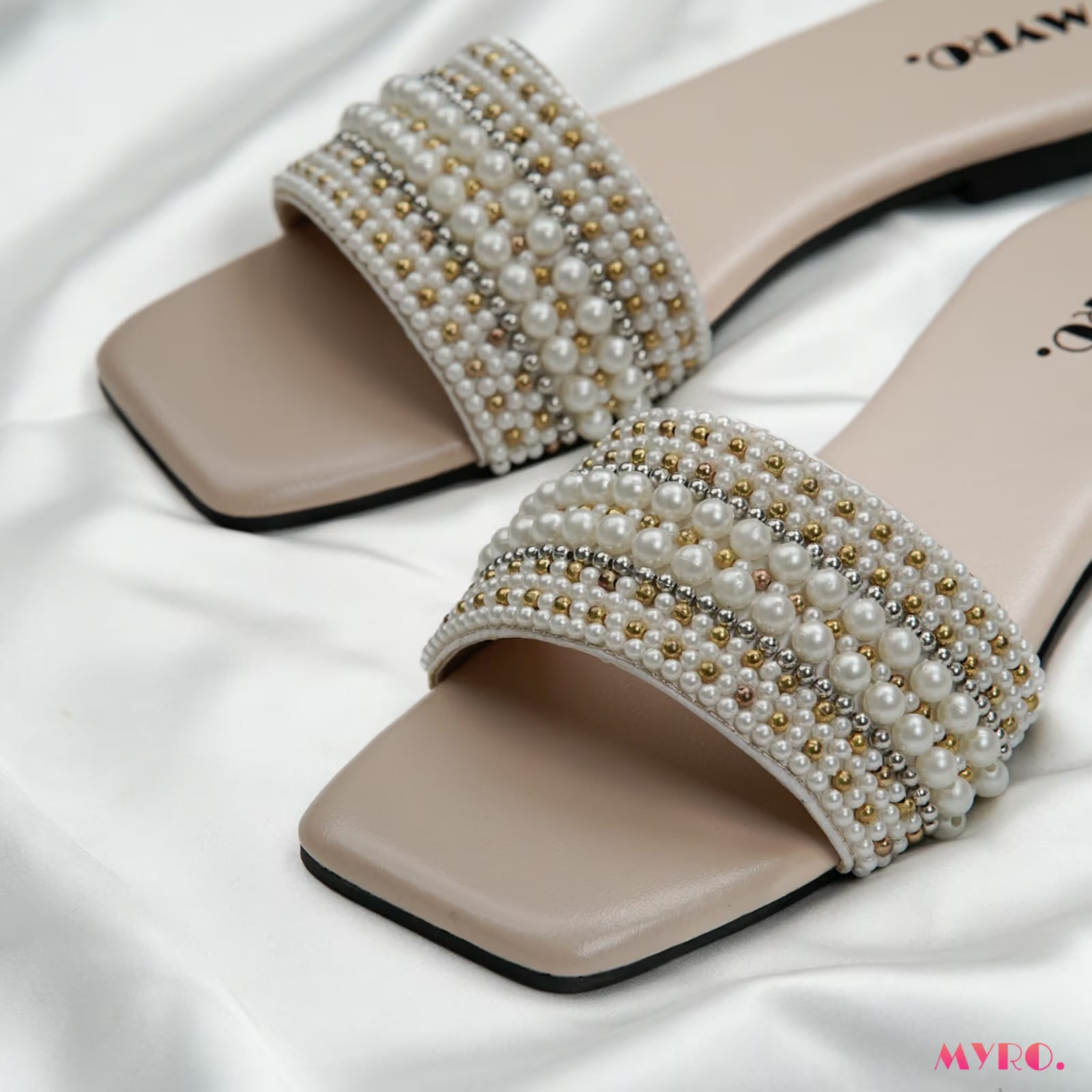 Saba Cream Slide - MYRO