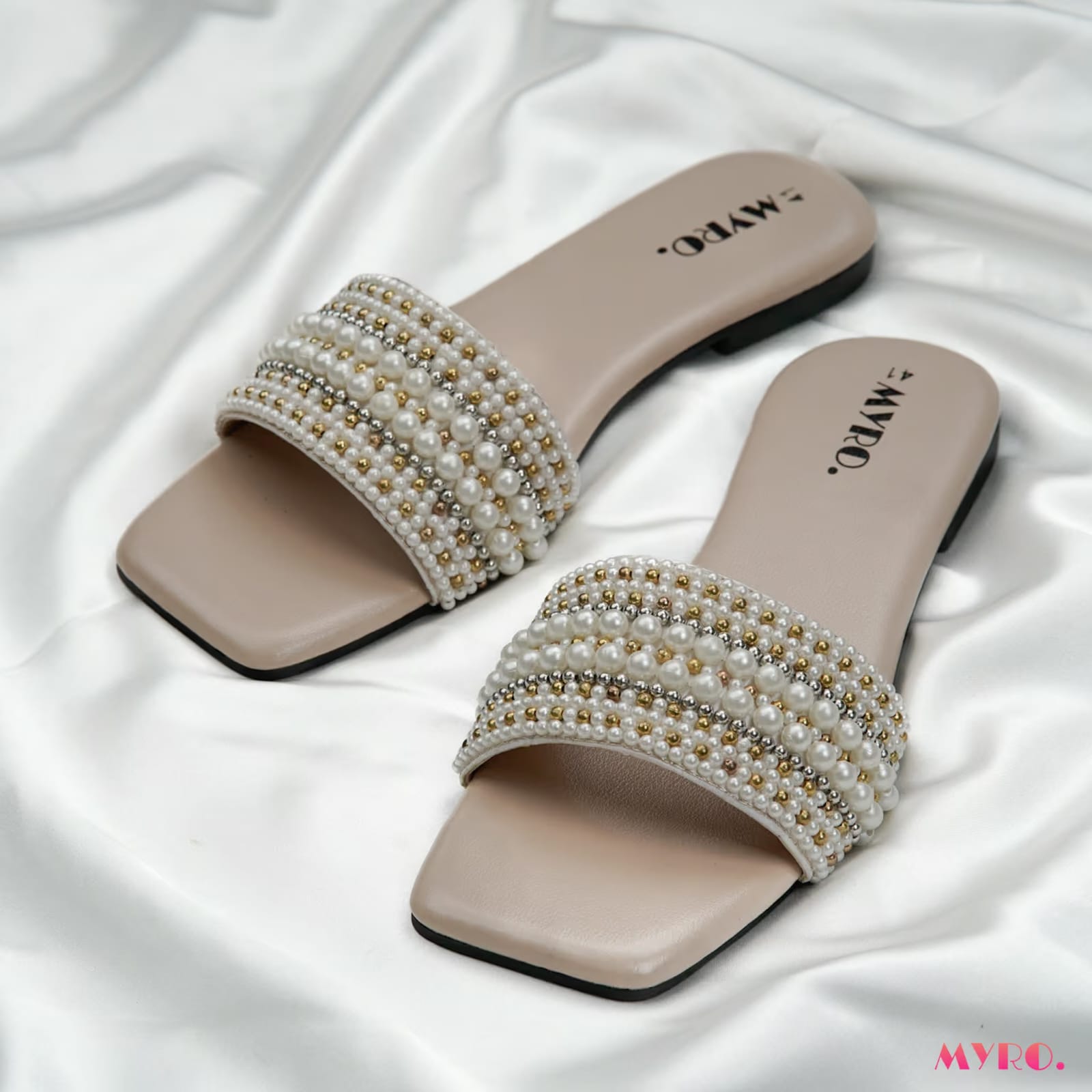 Saba Cream Slide - MYRO