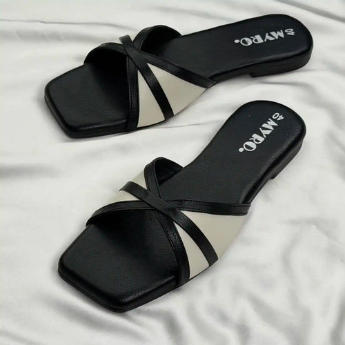 Sania Black Slide - MYRO