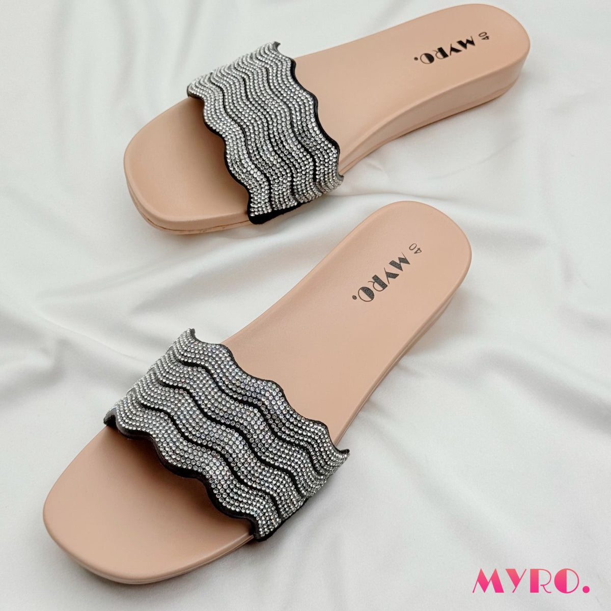 Vibe Black Slide - MYRO