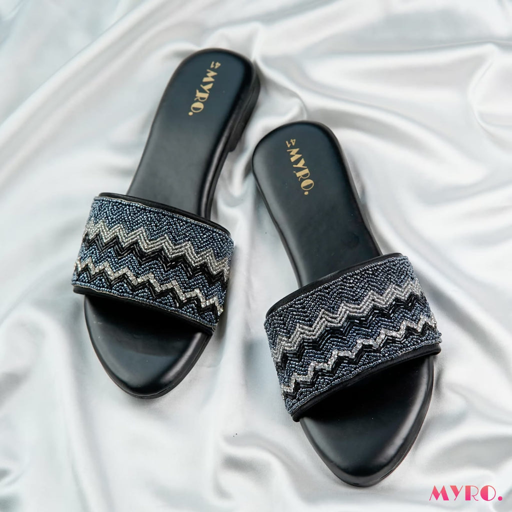 Zuri Zardosi Black Slide - MYRO