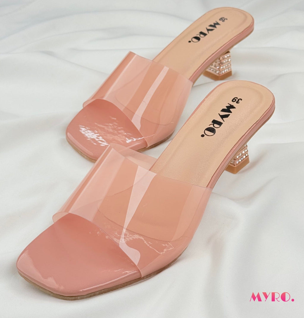 Zyva Black Heel - MYRO