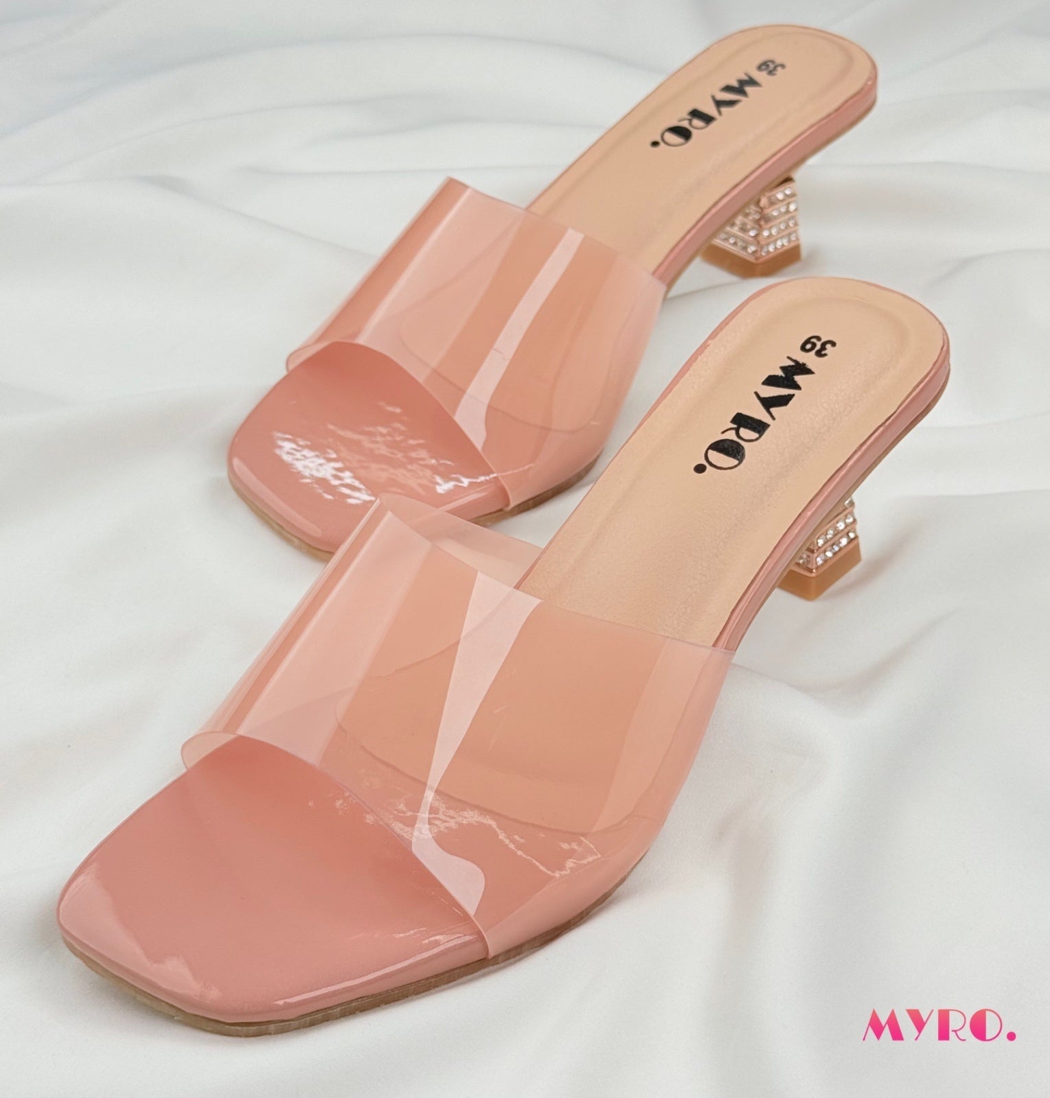Zyva Black Heel - MYRO