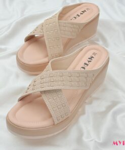 Luminous Cream Boston Heel