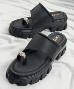 Jumbo Black Boston Heel
